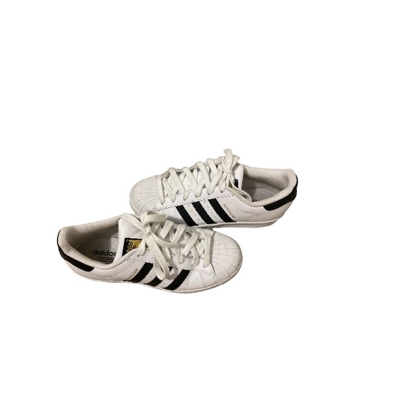 adidas Shoes - Adidas’s superstars size 6.5